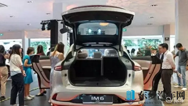 五月丁香六月婷婷色:汽车色彩美学:探索个性与品味的秘密-2