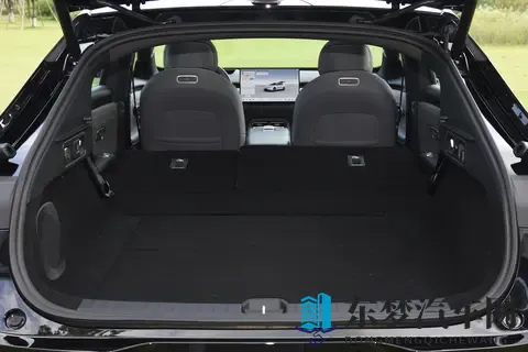 智能精品长续航SUV，零跑A10广州车展开启全球首秀-1