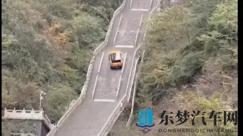 奇瑞天门山溜车撞护栏!挑战路虎神迹失败,技术差or营销赌太大?-1