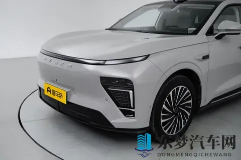 3米轴距+800V快充，续航超760km，2025款星纪元ET值得看吗？-2