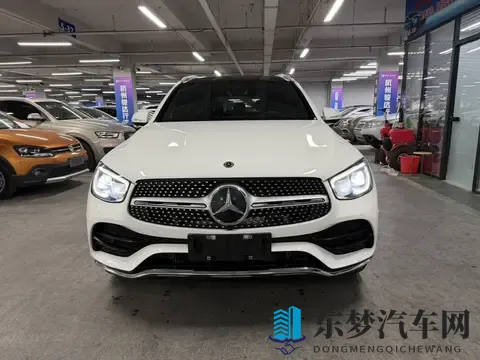 25万拿下白色奔驰GLC,体验零百69秒的豪华!-2
