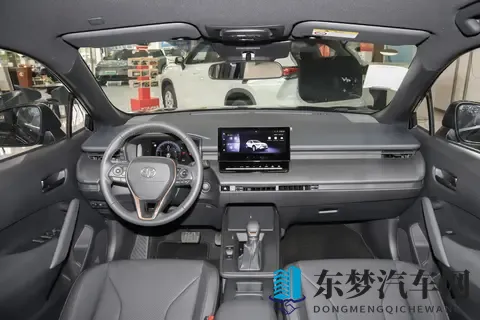 打工人通勤 vs 家庭出游，锋兰达 2026 款这两款车型该怎么选？-2