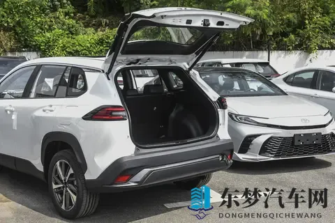 汽油版锋兰达,选豪华版还是上豪华PLUS?两者有何不同?-2