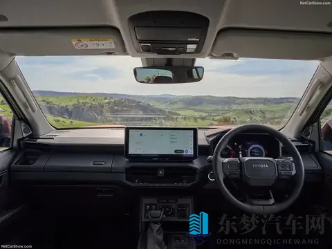 全新丰田海拉克斯首发：澳洲设计、智能升级，首次涉足纯电皮卡-3