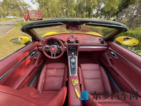 23款保时捷718Boxster，准新一手车，圆你跑车梦？