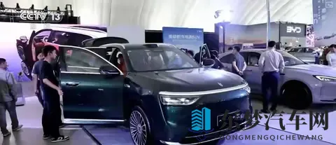 10个月汽车行业，成绩单新亮点。