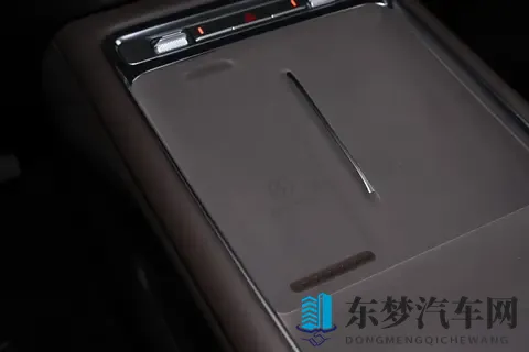 家用选车，追求性价比？这款10万级插混MPV值得一看！-2