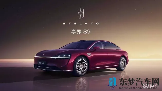 重口小伙子与老太做爰：羞涩少年与慈祥老人亲密接触-1