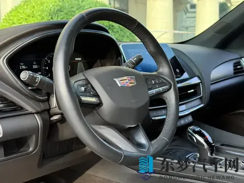 15万多拿下21年凯迪拉克CT5，圆你豪华运动轿车梦？-1