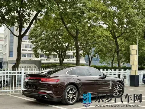 60多万拿下行政级座驾，二手保时捷Panamera29T值不值？-3