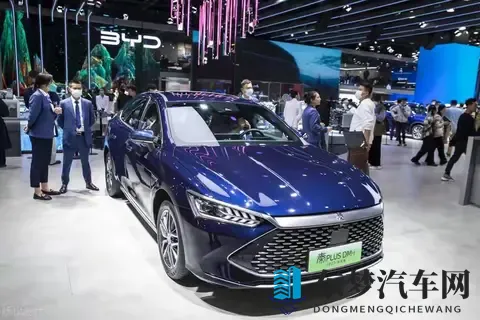 车主感叹：开了比亚迪混动再开丰田混动，差距太明显了！-3