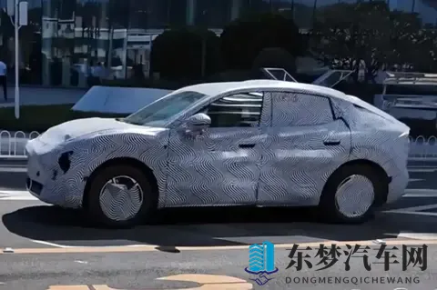 能否复制轿车的成功？小鹏MONA SUV谍照曝光，紧凑型轿跑SUV-3