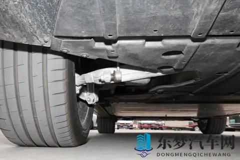 超越期待的行政新标杆：蔚来ET9签名版如何以技术重构旗舰价值-2