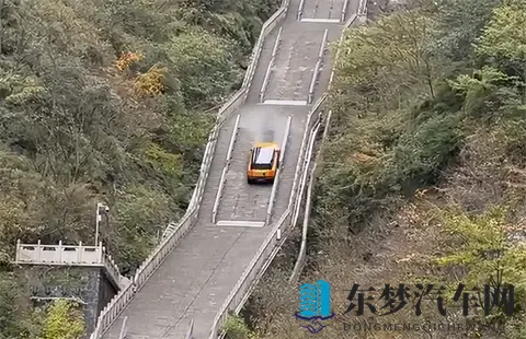 奇瑞风云X3L天门山“翻车”现场曝光！是技术短板还是营销过头？