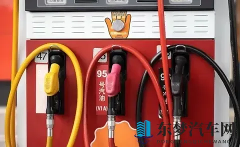 加油避坑终极指南：三桶油无差别，小加油站这样选才省钱护车！-3