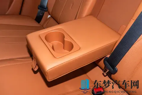 东风奕派eπ007+：纯电续航新标杆，驾趣与科技并存-3