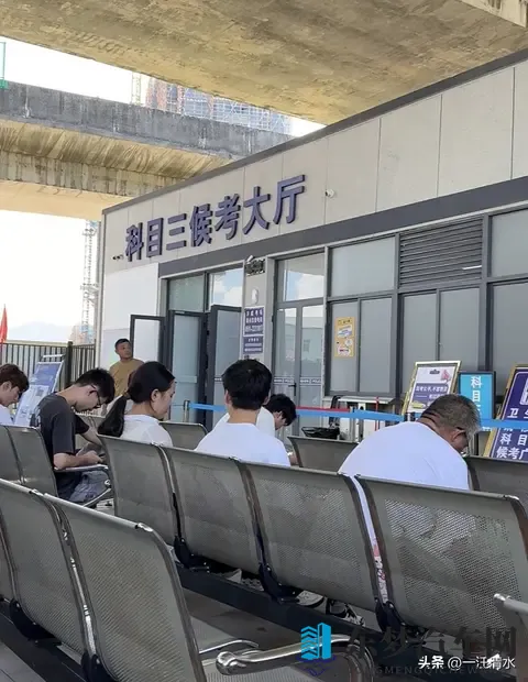 2020年教练说我们是“最幸运考生”，如今11月驾考新政落地，才懂