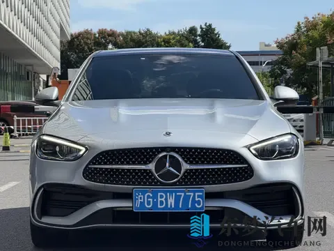 20万拿下准新奔驰C级！41万公里，体验豪华运动风-3