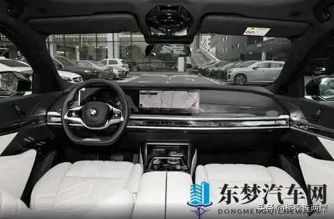 宝马7系919万起售，配置升级却砍掉四驱-2