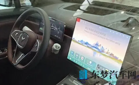 岚图泰山下线，30万辆达成！国产“国家队”7个月再创速度神话！-2