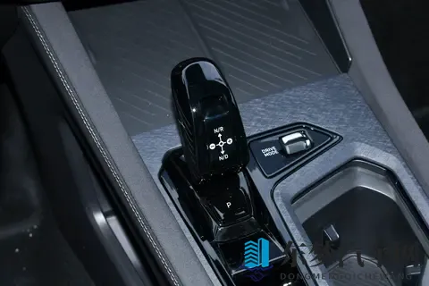 通勤代步好选择 第三代领克 03 燃油性价比试驾-3