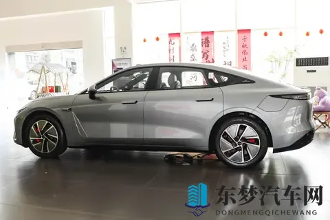 11月买车的看过来！星纪元ES优惠大，配置还升级，别错过！-2