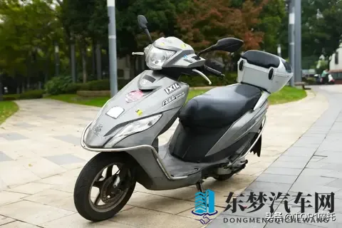 5年骑了37万公里!外卖小哥的铃木UU125还没到极限-3