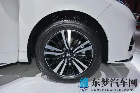 黄色软件一天三次:汽车软件更新揭秘:频率高,安全更可靠-1