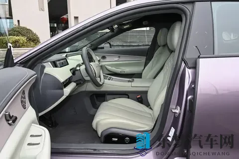 标配800V快充，续航最高710km，15万级星纪元ES选购指南-2