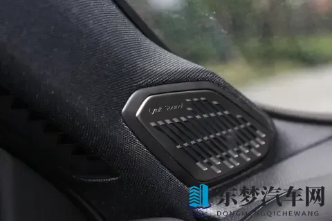 10万级的西装暴徒：15T_20T动力可选！领克03这次玩真的！-1