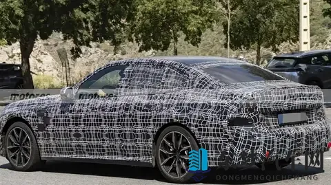 全新一代宝马3系效果图曝光！网友：除了车标，其他都变了-2