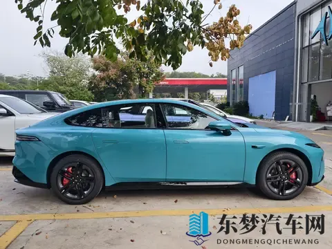 20万级纯电轿跑推荐！69秒破百，续航500km，带劲吗？