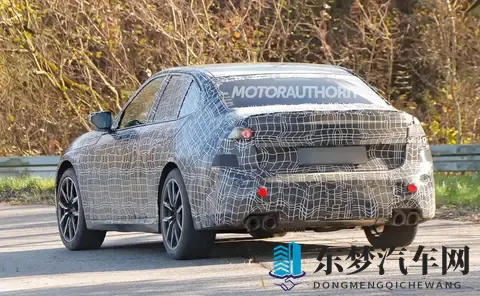 全新一代宝马3系效果图曝光！网友：除了车标，其他都变了-3