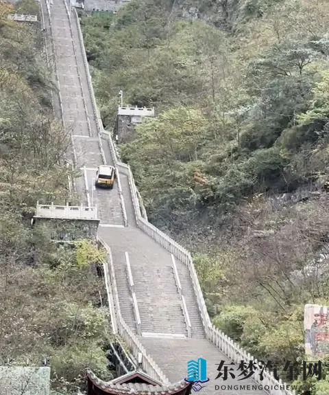 奇瑞风云X3L天门山“翻车”现场曝光！是技术短板还是营销过头？-2