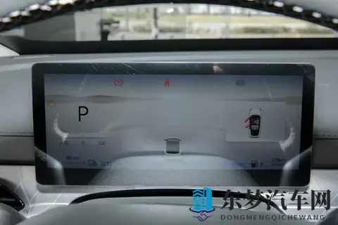 2025款星海S7增程顶配版上市 标配感应尾门_纯电续航235公里-3