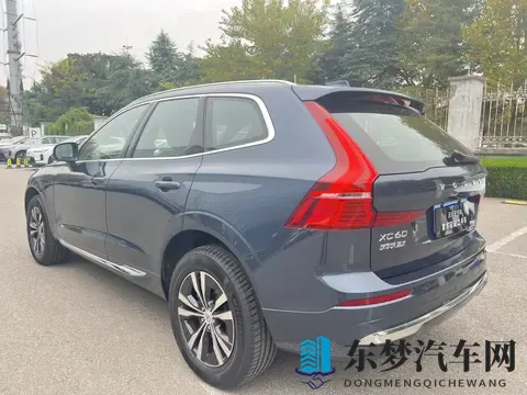 蓝色沃尔沃XC60准新车，表显1万公里，21万多开回家！-1