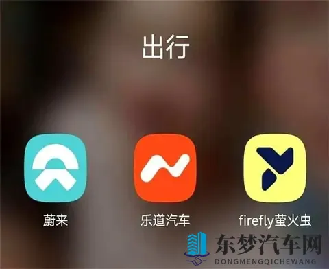 女人扒开腿让男人桶爽30分钟：女子舒展双腿，享受激情时光半小时