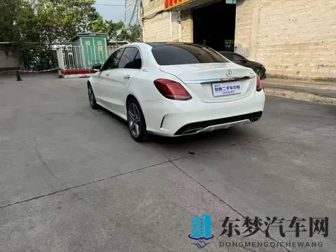 11万多拿下豪华品牌，2018款奔驰C200L，圆你奔驰梦！-1