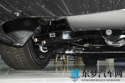 2025款星海S7增程顶配版上市 标配感应尾门_纯电续航235公里-1