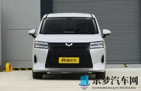 告别“选择困难症”:这辆十万级7座MPV,如何装下三代人的期待?-3
