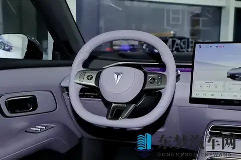 全景影像、后驱布局，还有激光雷达，这台车的定位有点意思-2