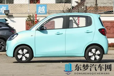 2025 款五菱宏光 MINIEV 四门版全面评：车型特点与购车方向-2