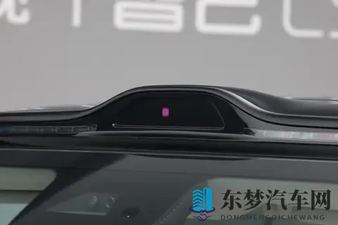 30 万级大六座新选择!智己 LS9 上市:超级增程 + 四轮转向太能打-3