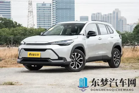 家用锋兰达怎么选？舒适 、豪华 、双擎配置的功能变化-2