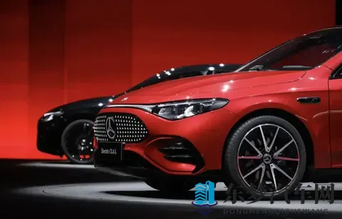 比吉利银河A7还小一圈的车，却被奔驰卖出了“天价”-2