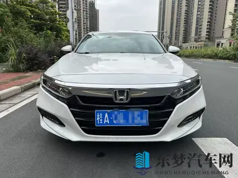 三年准新雅阁，10万出头体验B级车的舒适与精致-1