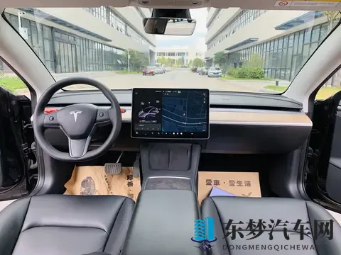 10万出头开走特斯拉!21年Model3,代步练手好选择-1
