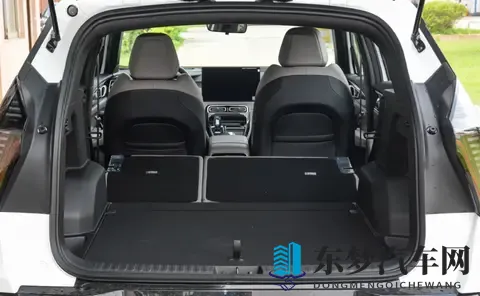 博越 L 日常通勤实测 宝鸡早高峰 自适应巡航 + 语音控制 堵车不费脚-3