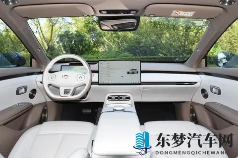 10万级纯电家轿，解决家庭用车刚需，长安启源A06购车分析-3