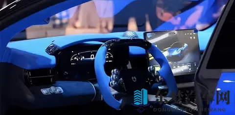 腾势 Z 敞篷版核心参数对比表-1